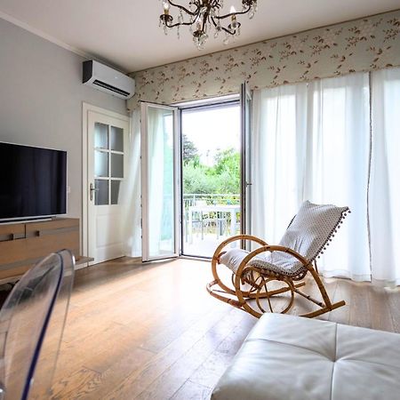 L'Oasi Della Pace - Confortevole E Vicino A Tutto Apartment Chiaravalle Exterior photo